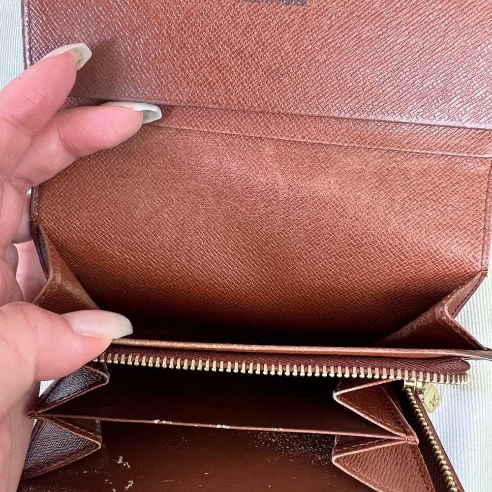 Louis Vuitton Wallet made in France - Picture 7 of 14